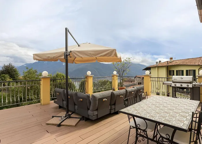 Magic Terrace With View شقة Stazzona